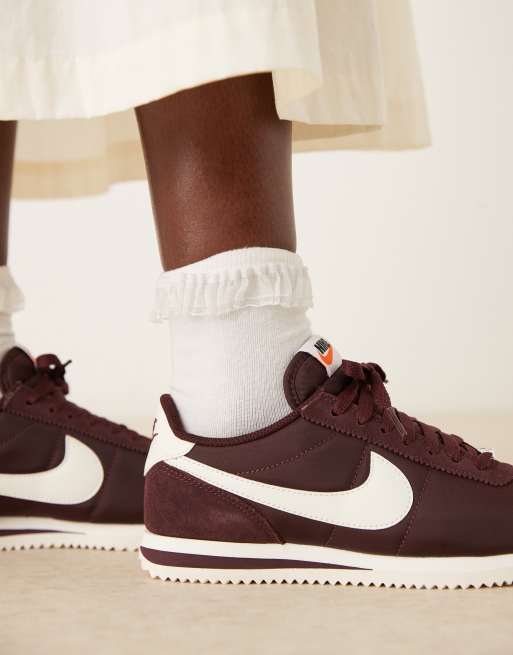 Nike Cortez nylon sneakers in burgundy, 4 of 5