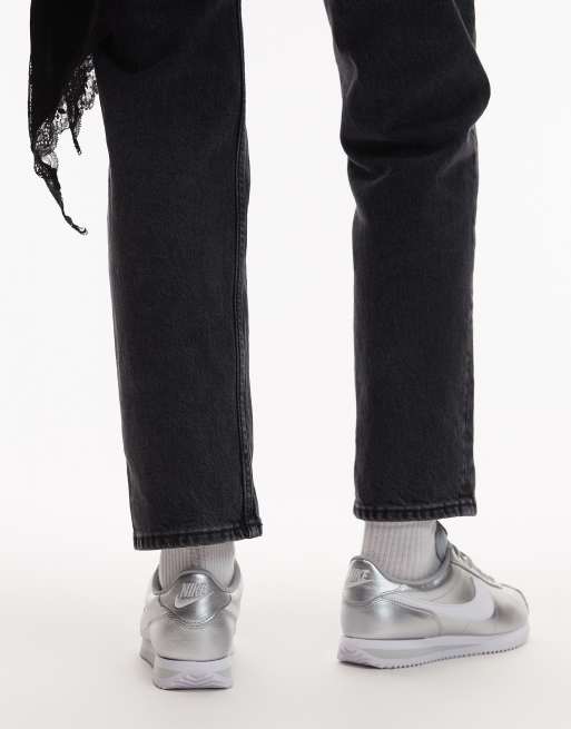 Nike – Cortez – Sneaker in Metallic-Silber , 3 von 5