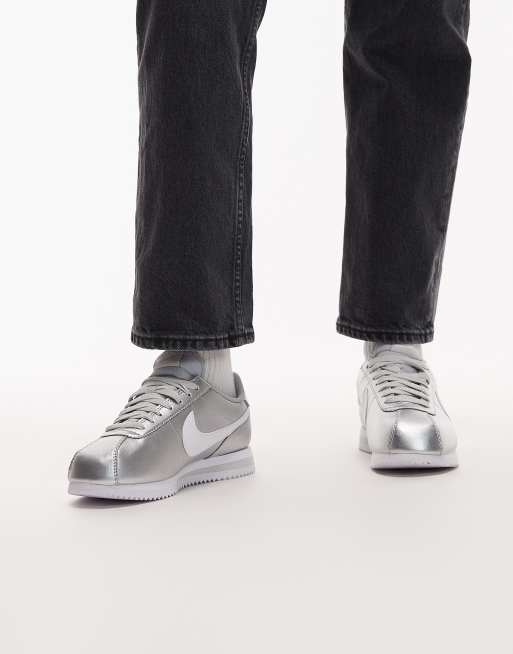 Nike – Cortez – Sneaker in Metallic-Silber , 5 von 5