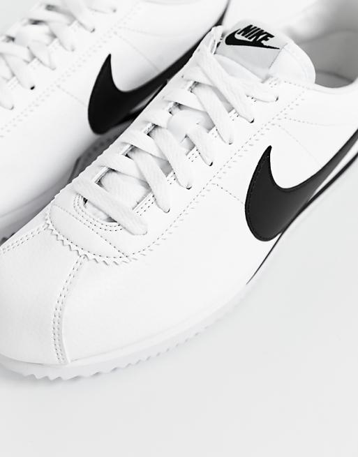 nike cortez bianche e nere Nike - Cortez - Sneakers bianche in pelle con logo Nike nero | ASOS