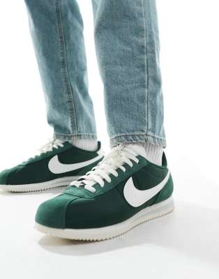 Nike Cortez Sneakers In Green
