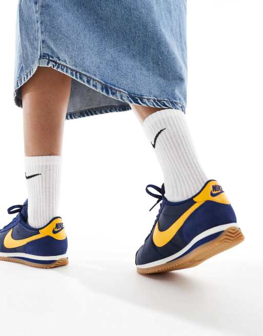 ☆大人気☆Nike Cortez navy/yellow Nike Cortez sneakers in navy and yellow | ASOS