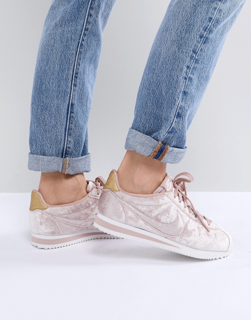 Nike - Cortez - Sneakers in velluto rosa