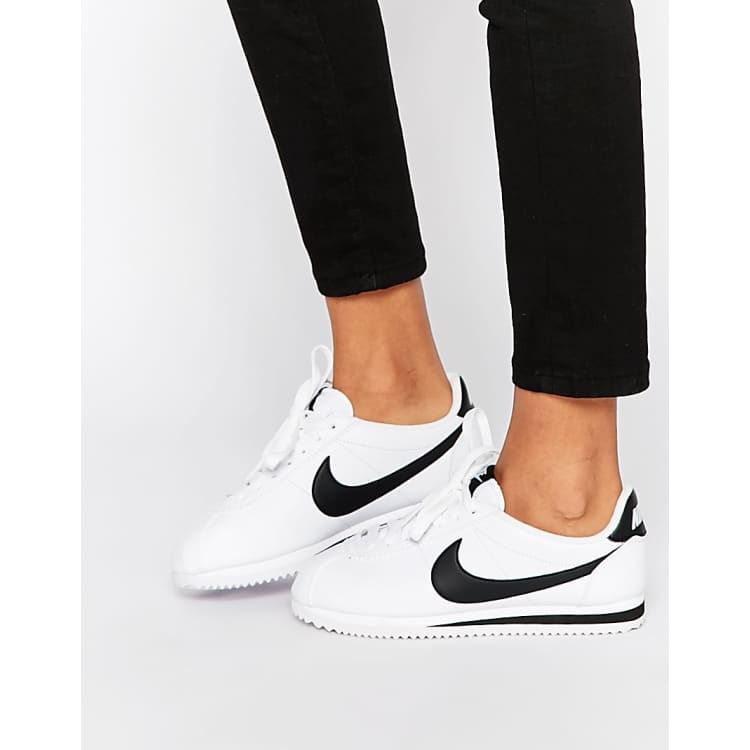 Women's nike best sale cortez black white