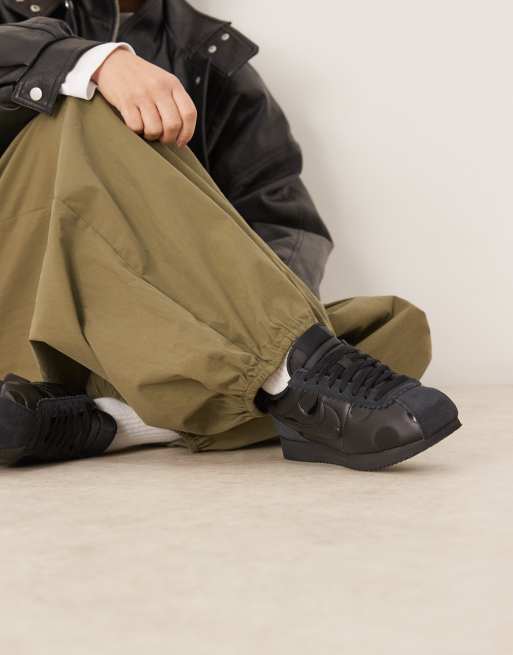 Nike - Cortez - Sneakers in zwart met stippen, 5 van 5
