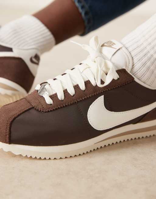 Nike - Cortez - Sneakers unisex in nylon marroni, 4 di 5