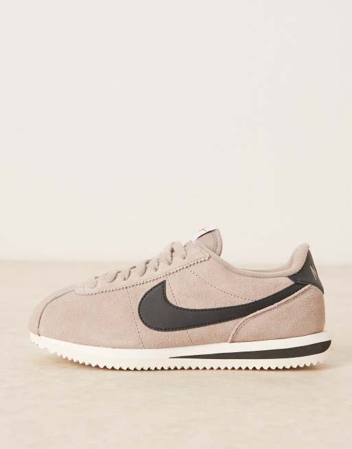 Nike Cortez suede sneakers in brown, 2 of 5