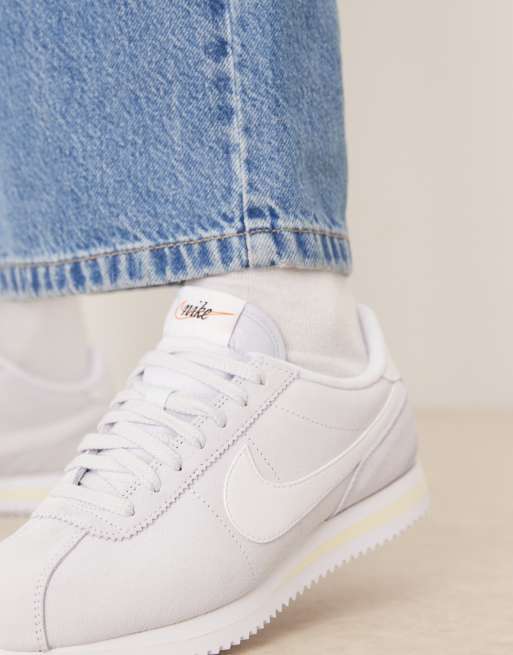 Nike Cortez suede sneakers in light gray, 5 of 5