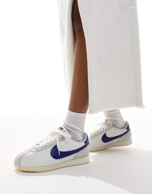 Nike Cortez Textile sneakers in white and blue, 5 of 5