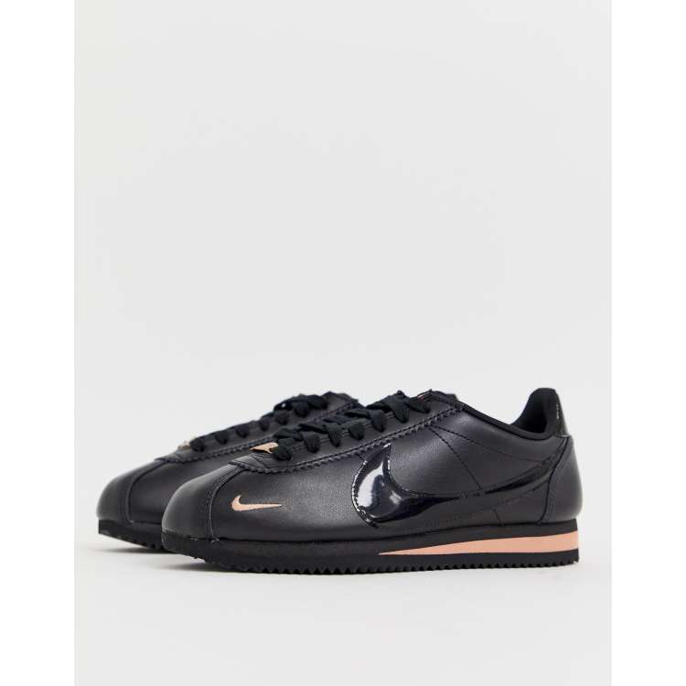 Black nike cortez outlet with gold swoosh