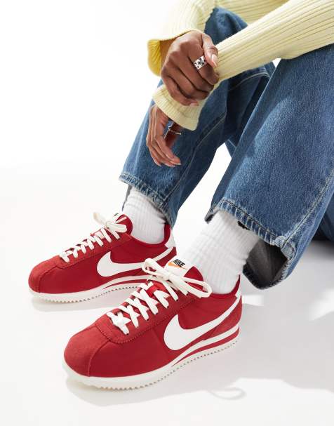 Nike – Cortez TXT – Röda och vita sneakers i mocka - view 1