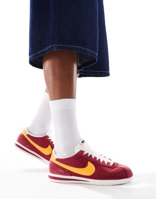 Nike – Cortez TXT – Unisex-Sneaker in Rot - view 1