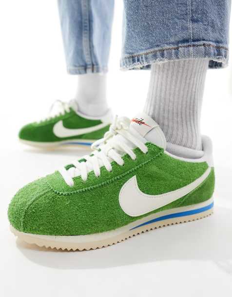 Nike Cortez Vintage suede unisex trainers in green - view 1