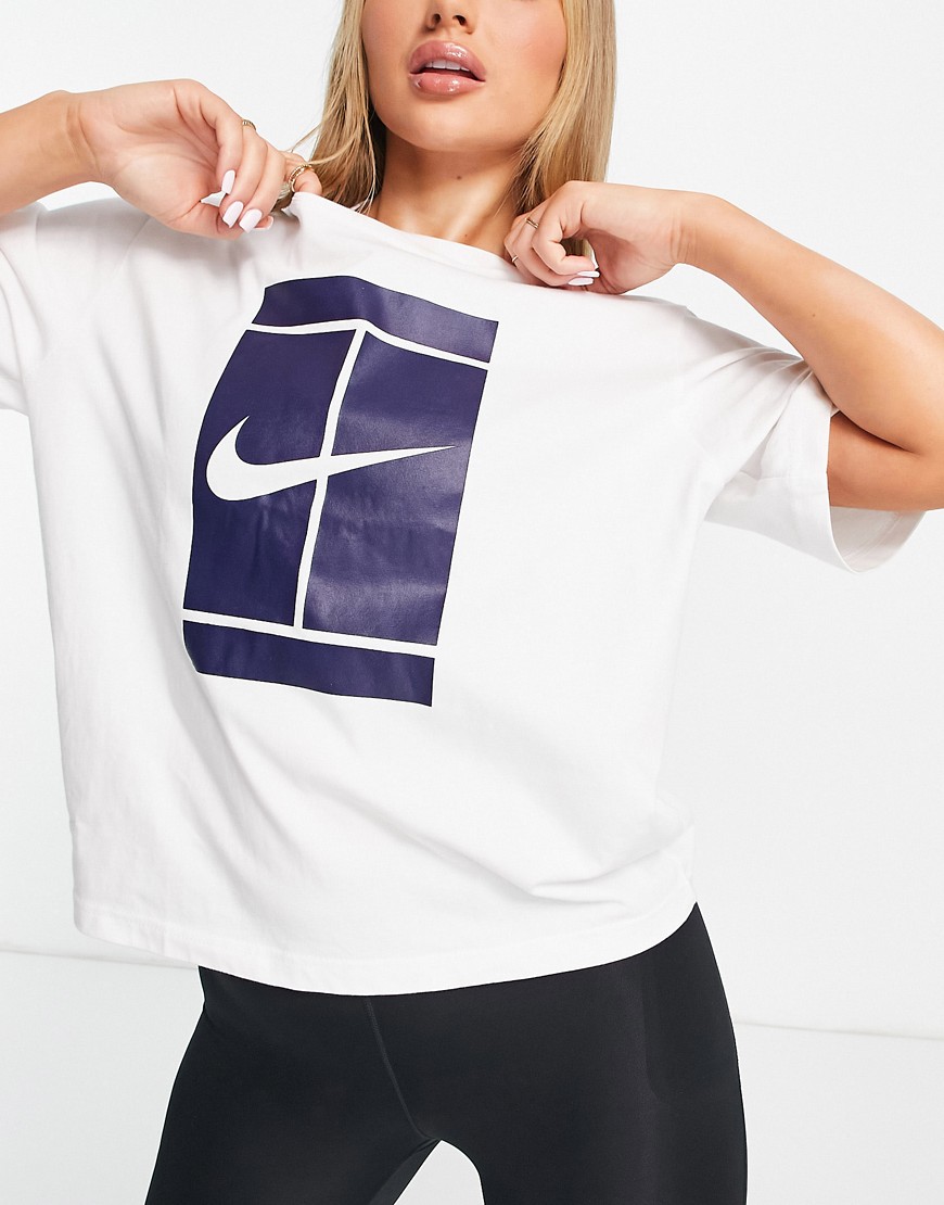 Nike Training - Nike court boxy t-shirt in white