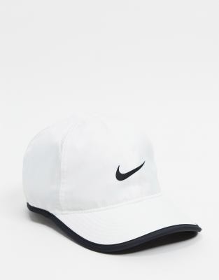 chapeau safari nike