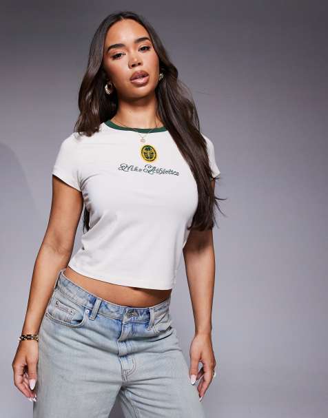 Nike Court Club fitted t-shirt in beige 