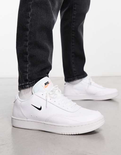 Nike – Court Vintage – Biało-czarne buty sportowe