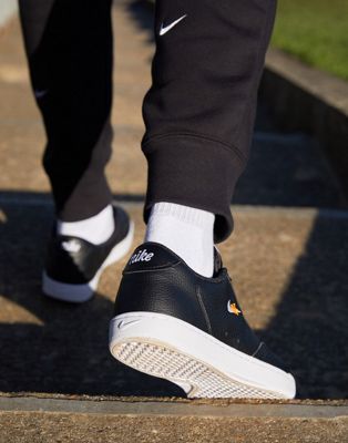 nike court vintage sneakers in black