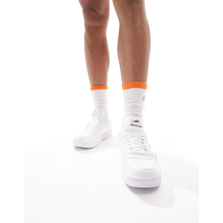 Nike old school sneakers sales white
