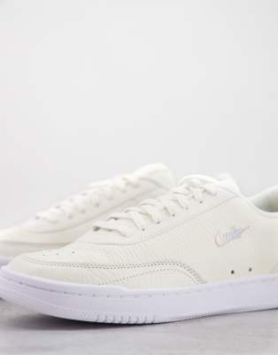 nike court vintage trainers cream