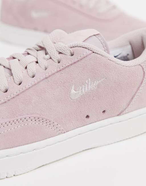 Nike suede new arrivals shoes pink