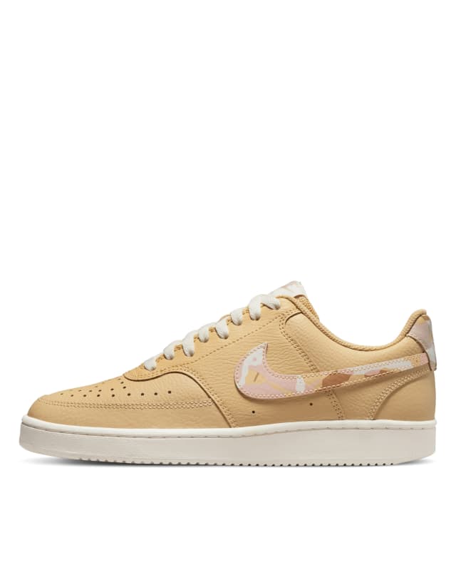 Nike Court Vision Low sneakers in beige