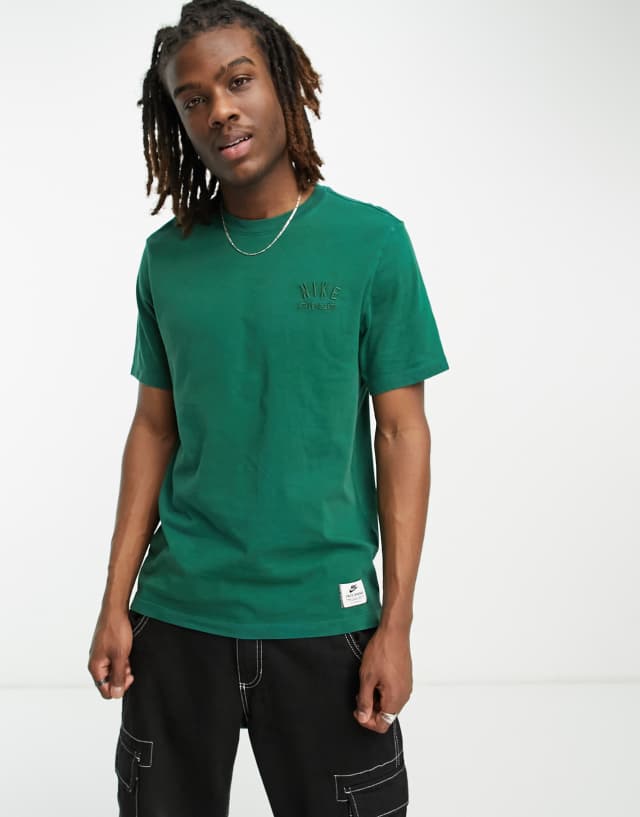 Nike Crafted T-shirt in gorge green