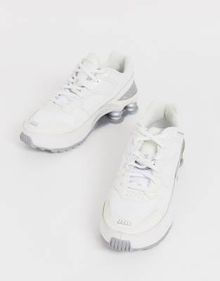 nike cream and silver shox enigma 9000 sneakers