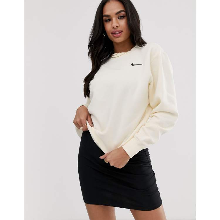 Womens cream nike sweatshirt new arrivals