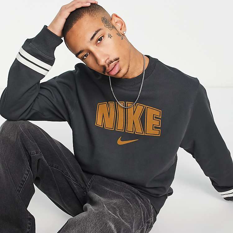 vintage crewnecks nike