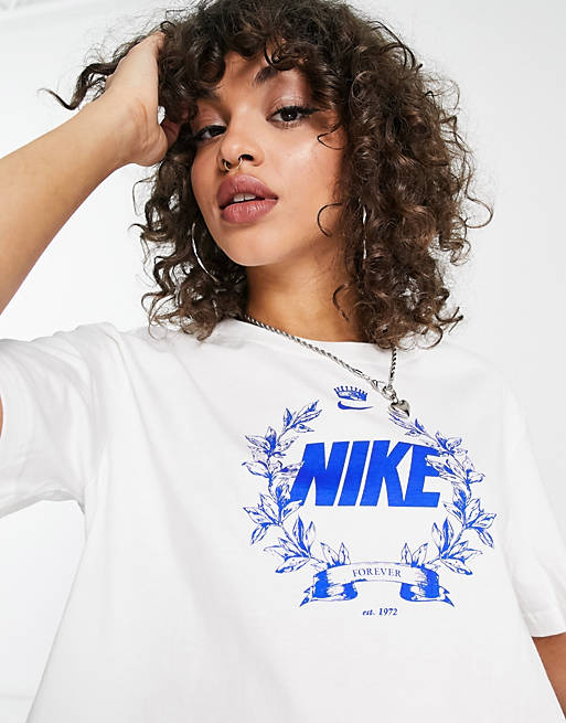 Nike cropped graphic t-shirt in white | ASOS