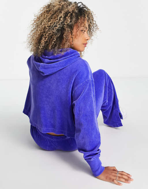 Nike cropped velour hoodie in blue