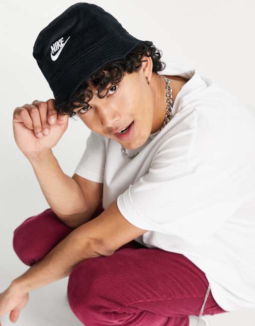 Nike – Czarny sztruksowy kapelusz typu bucket