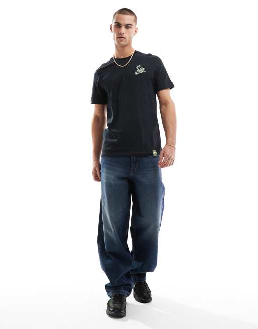 Nike – Czarny T-shirt z grafiką z napisem „Slow Your Sole“, 3 z 4
