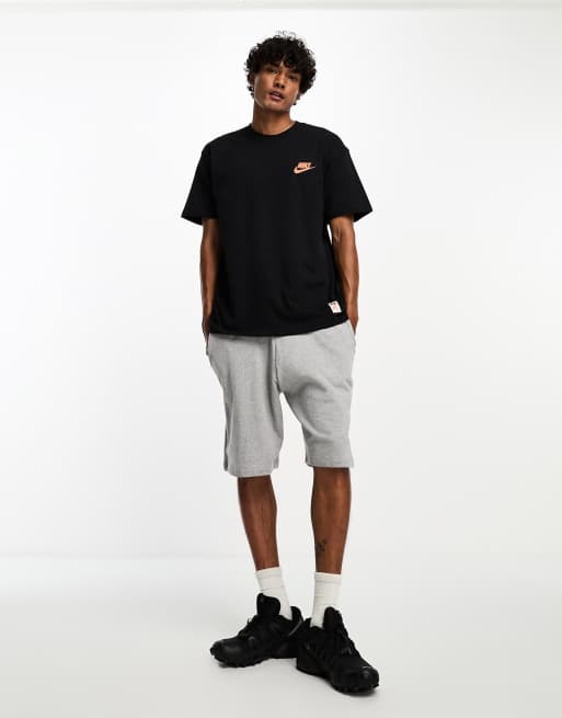 Nike – Czarny T-shirt z nadrukiem samochodu dostawczego na plecach, 2 z 4