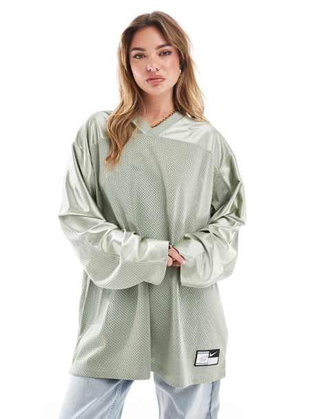 Nike Dance logo long sleeve jersey in green  - view 1