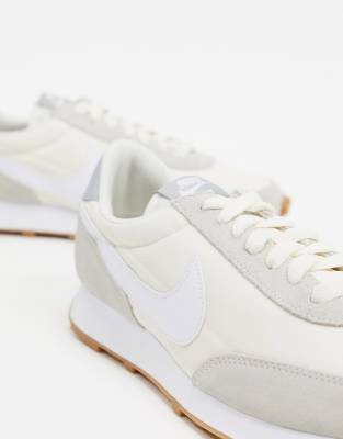 nike gum sole trainers