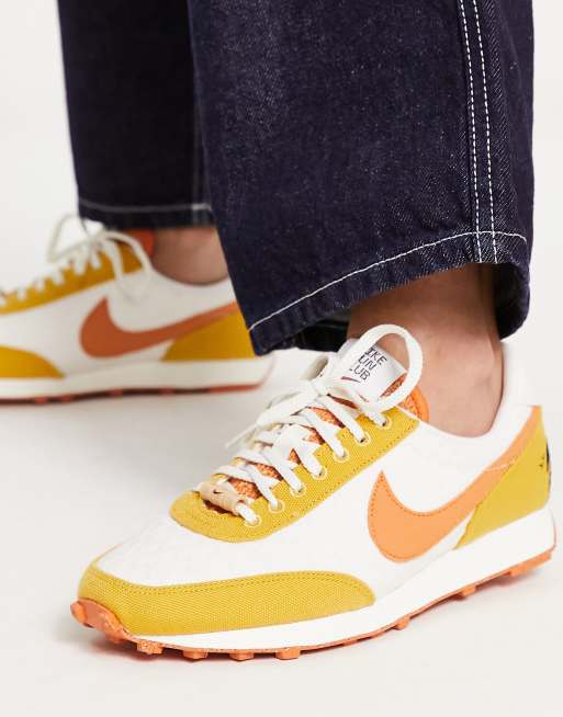 Nike Daybreak SE Next sail/hot ASOS