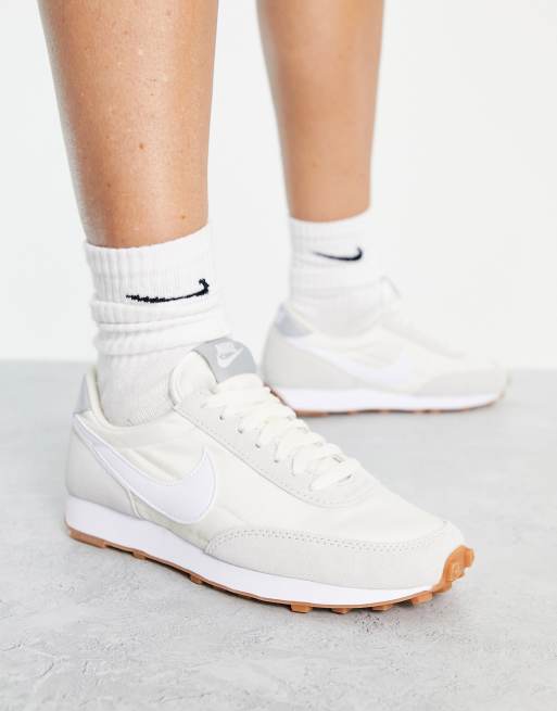 Nike Daybreak sneakers in summit white