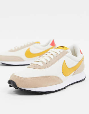 Nike Daybreak trainers in beige and 