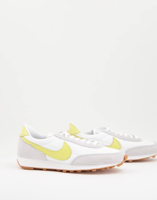 Nike daybreak outlet yellow