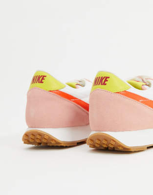 nike daybreak trainers in white and pink