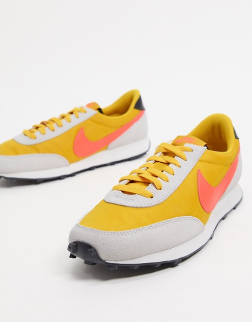 Nike Daybreak trainers in yellow and red