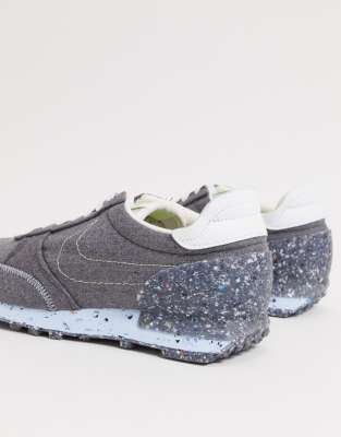 nike cloth trainers