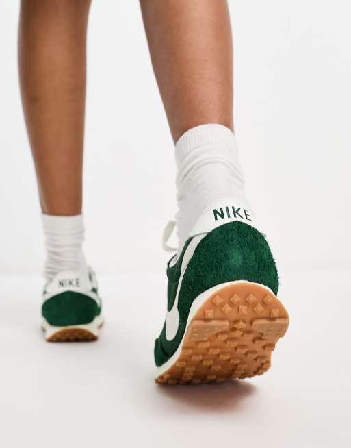 Nike – Daybreak – Vintage-Sneaker in Tannengrün, 3 von 4