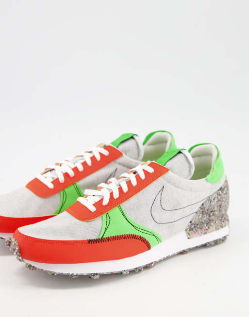 Nike – Dbreak-Type Regrind – Sneaker in Photonenstaub