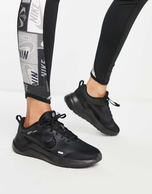 Nike Downshifter 12 sneakers in black - BLACK