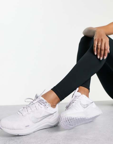 Ladies white 2025 nike trainers