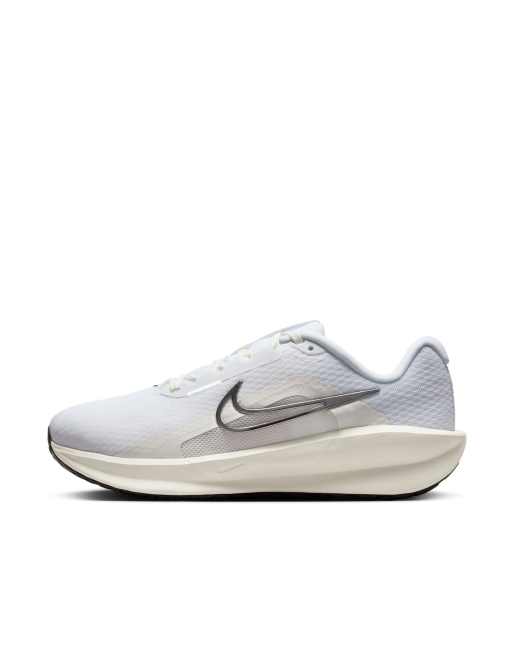 Nike Downshifter sneakers 13 in white, 2 of 4
