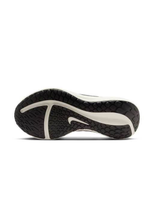 Nike Downshifter sneakers 13 in white, 4 of 4